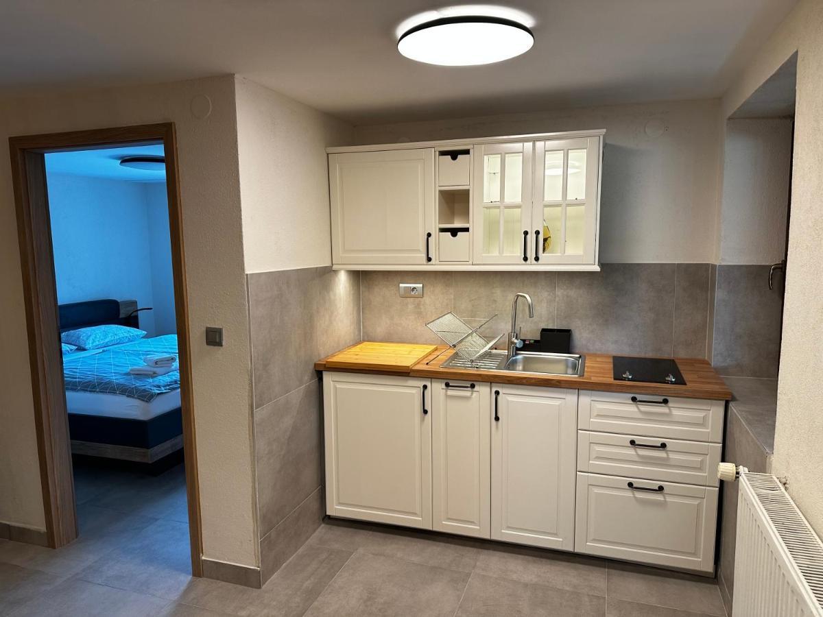 Martinova Izba - Rooms & Apartments Laško Zewnętrze zdjęcie