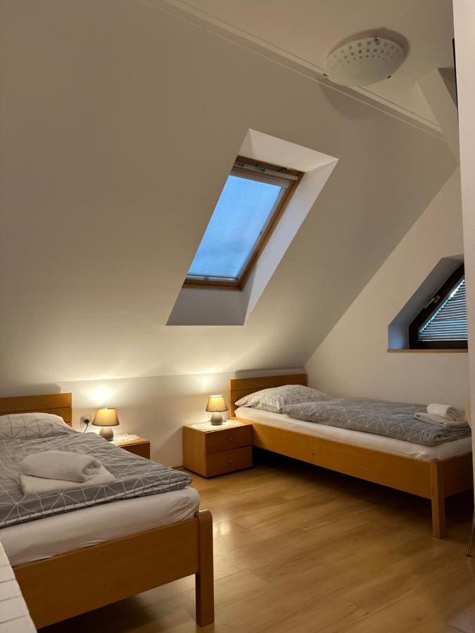 Martinova Izba - Rooms & Apartments Laško Zewnętrze zdjęcie